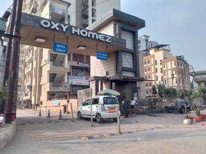 3BHK Multistorey Apartment for Resale in Super Realtech Oxy Homez at Tulasi Niketan 3BHK Multistorey Apartment for Resale in Super Realtech Oxy Homez at Tulasi Niketan