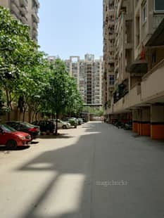 2 BHK Flat in AIG Park Avenue in Sector 4 2 BHK Flat in AIG Park Avenue in Sector 4