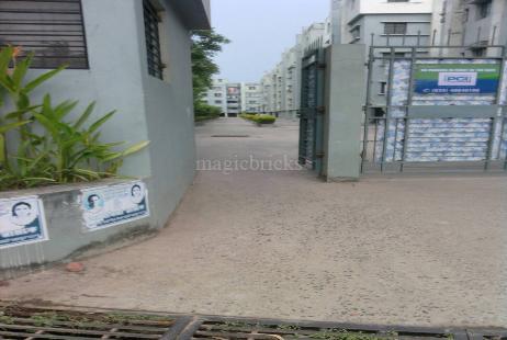 Project Entrance in Merlin Trinoyoni