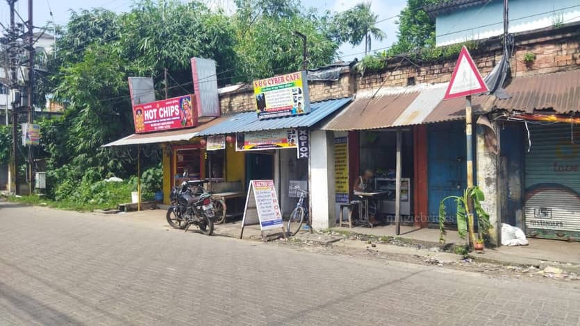 retail shop in Chowhati