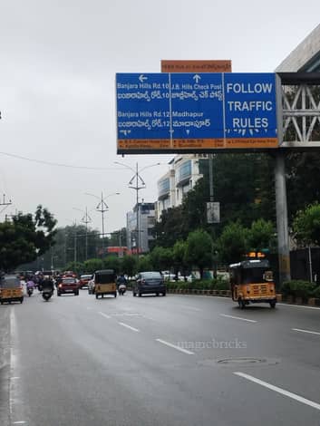 mall in Andheri West